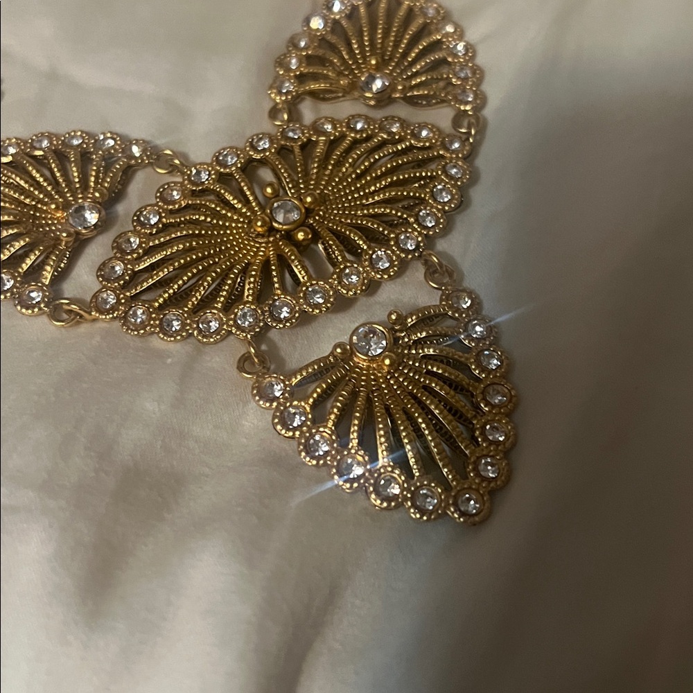 VSA Gold-Tone Huichol collection Necklace - Picture 4 of 6